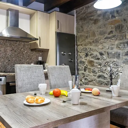 Country house La Picarota Pajares (Asturias)